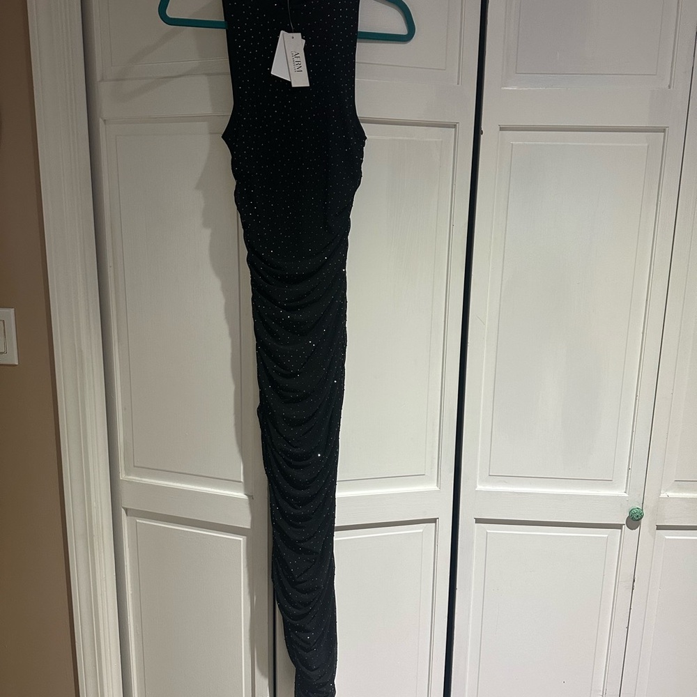 Gorgeous Formal Black Sleeveless Maxi Dress with Sparkle Detail
